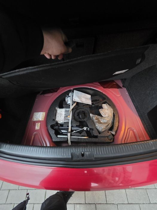 Продам автомобіль.