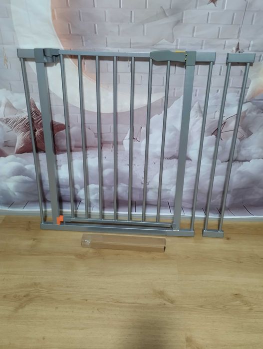 Hauck Bramka 84-89 cm rozporowa ochronna na schody Stop N Safe srebrna