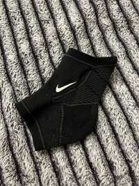 Голеностоп Nike