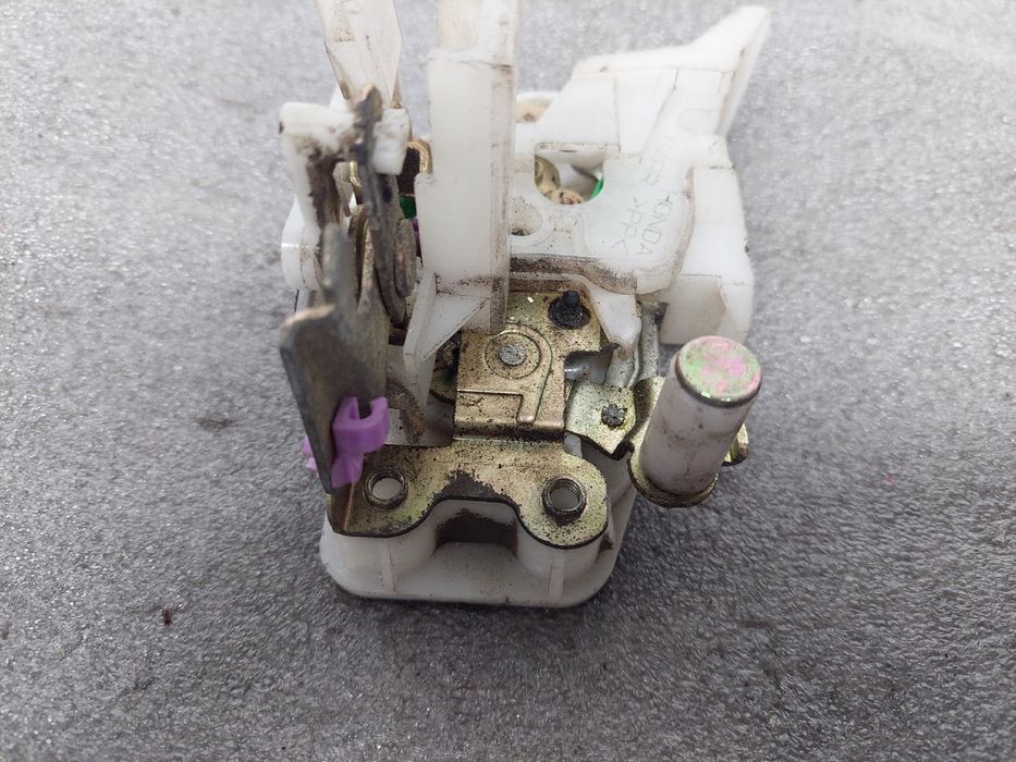 Fechadura / fecho porta trás direito HONDA Jazz II (GD_, GE3_, GE2_)