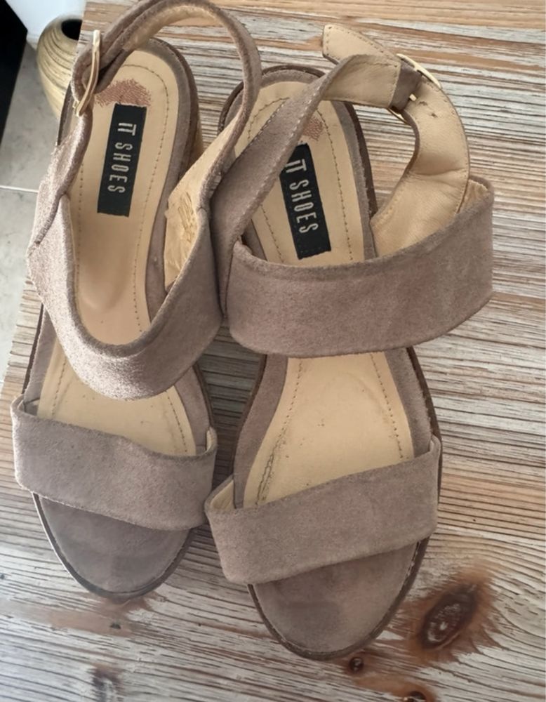 Sandalias It Shoes