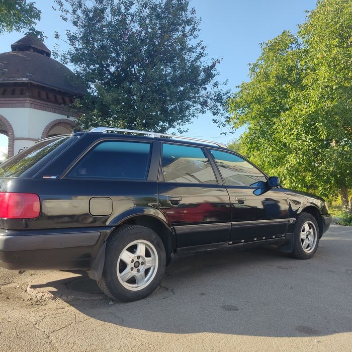 Ауди А6 с4 100 Avant