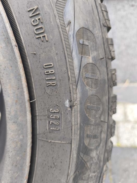 Opony koła zimowe opel 16" Goodyear