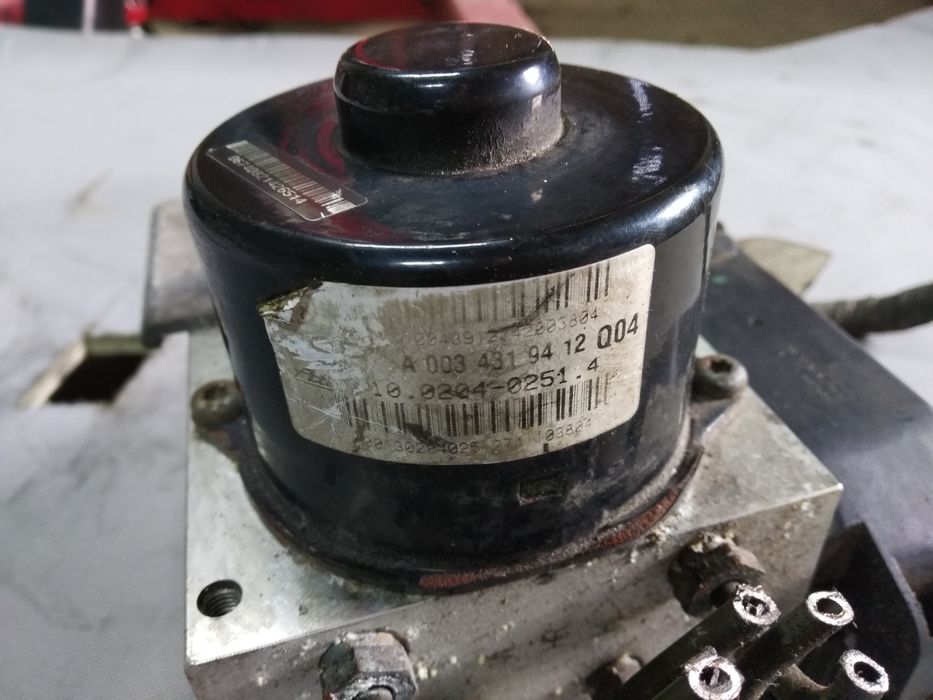 Блок абс mercedes w203 abs a0034319412 a2095450232