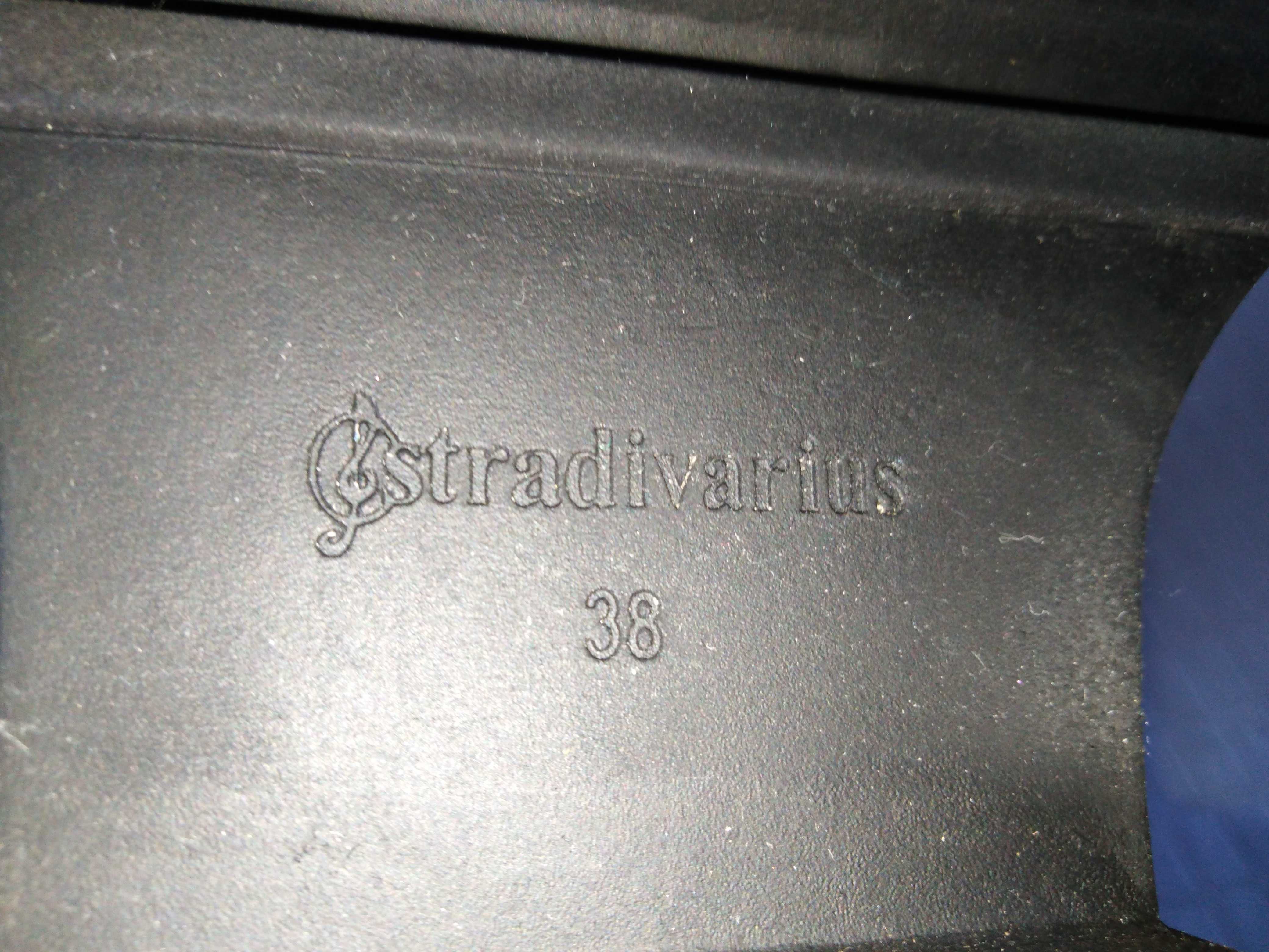 Botas Negras Stradivarius 38
