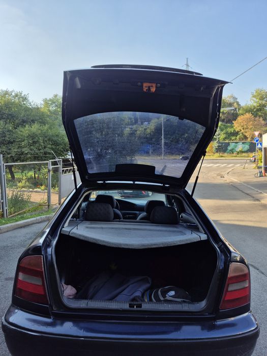 Skoda Oktavia tour 1.8mpi v20 liftback