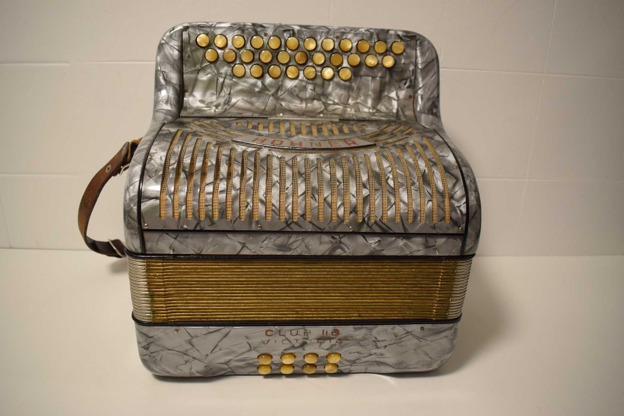 Concertina hohner club IIb Victoria 2 Voz. B