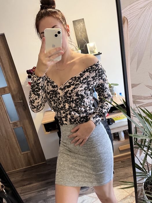 Sweterek narzutka kardigram brudny róż czarny wzorek H&M wzorzasty