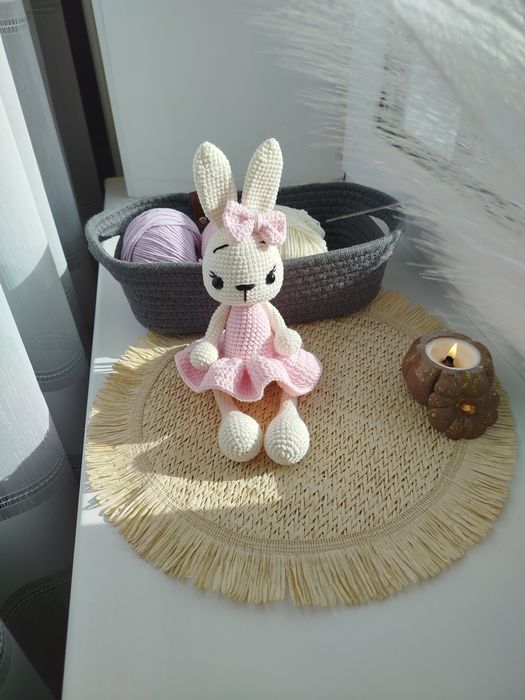 В'язані іграшки, в'язаний зайчик