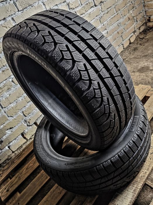 Зимова пара 235/45r18 Pirelli | 7.5mm | 2023 | Italy | Преміум шини