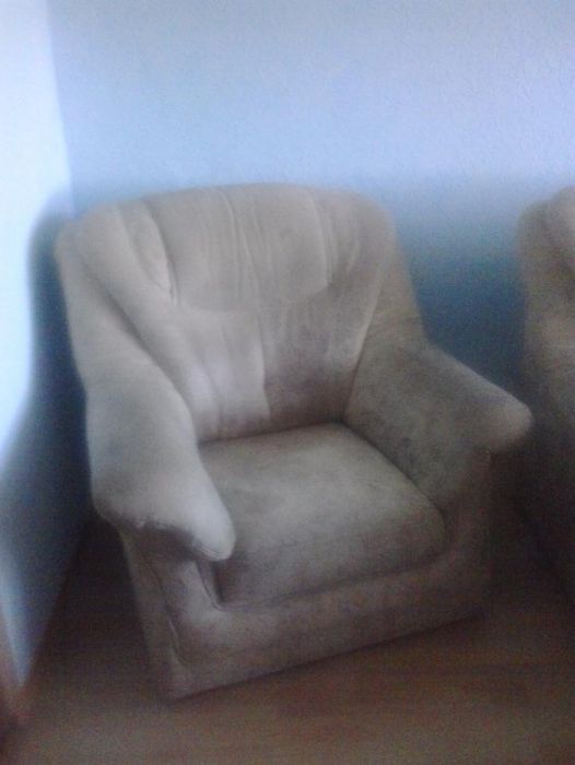 Продам диван и кресло.