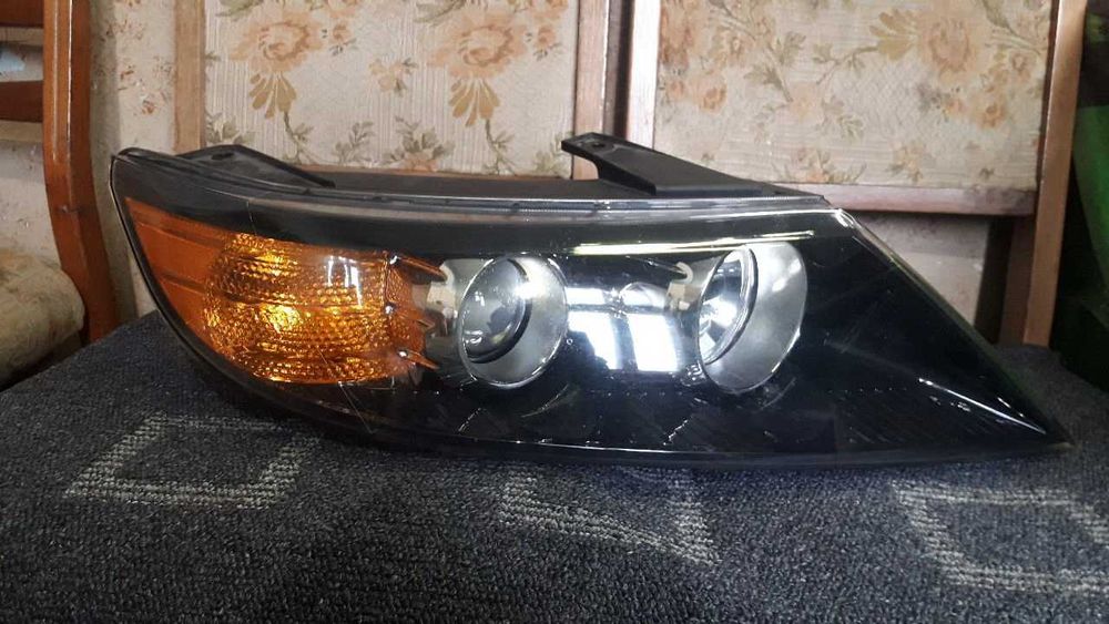 Фари  Kia Sorento  2002-2012 р.