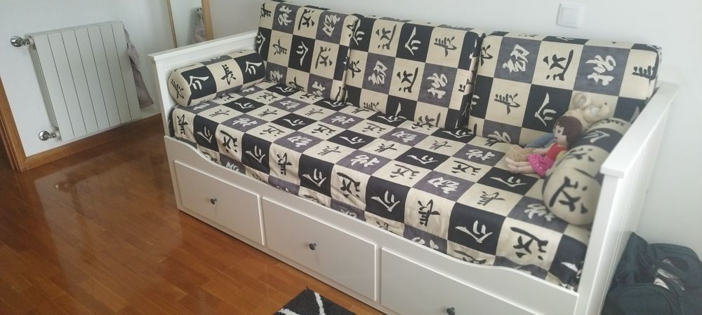 Cama dupla Ikea Hemnes