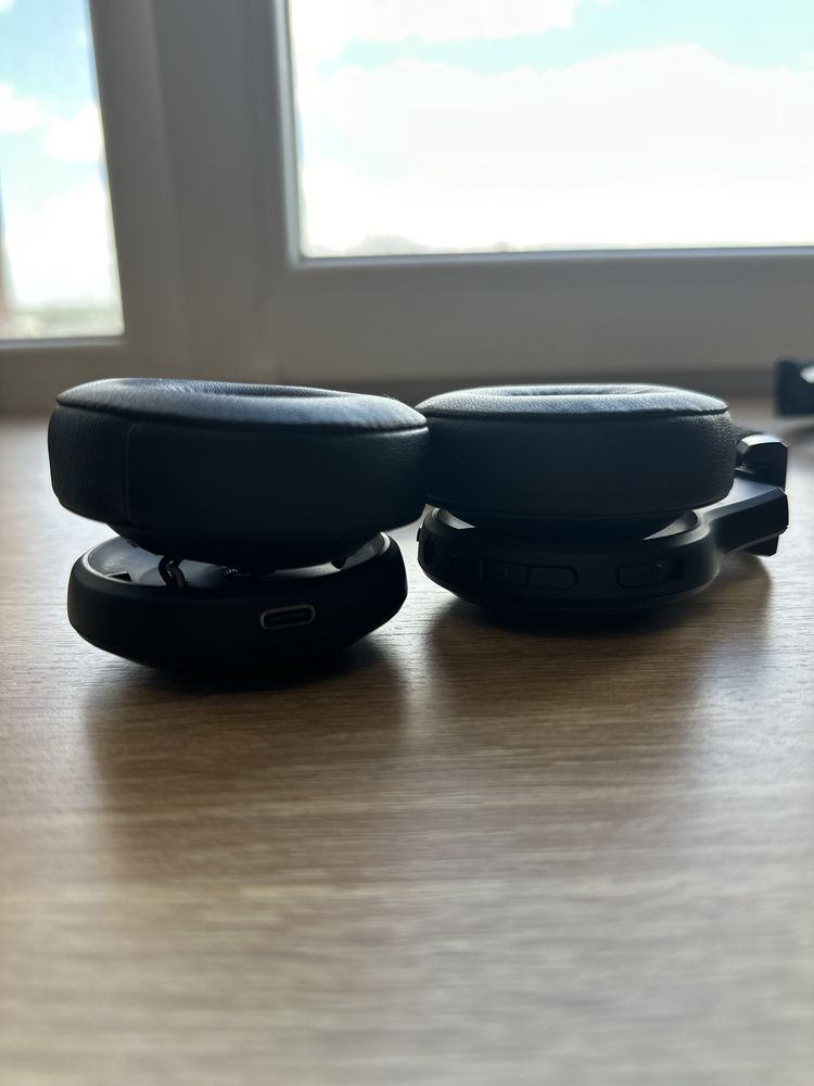 Безпровідні навушники JBL Live 670NC Black (Оригінал)