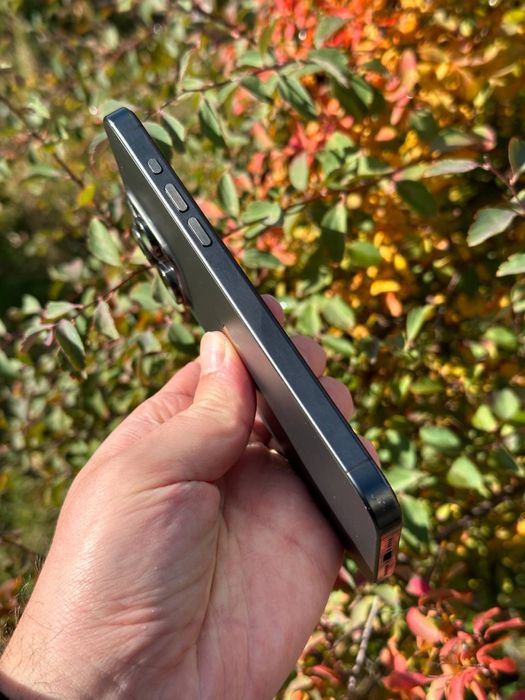 Продам IPhone 15 PRO MAX 256 Neverlock