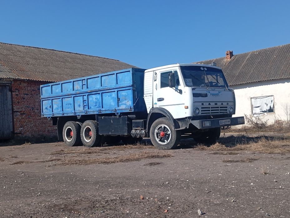 Самоскид Камаз причіп самоскид