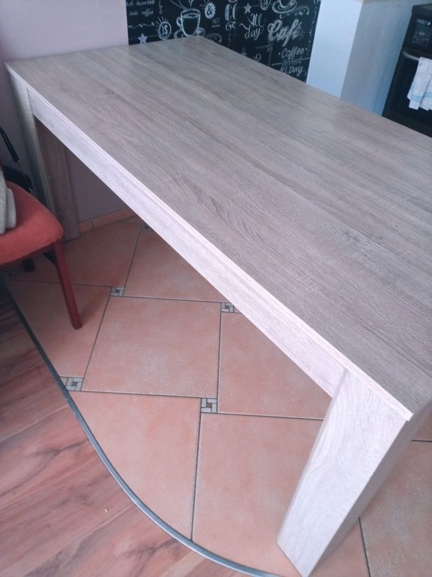 Stół nierozkladany