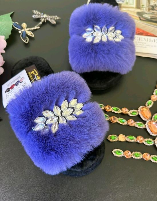 Меховие женские тапки 36/37.38/39.40/41