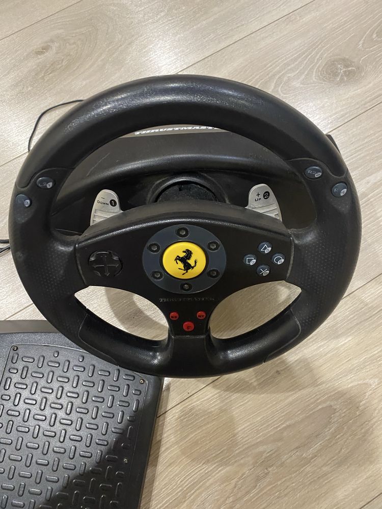 Продам руль Ferrari з педалями для ігор
