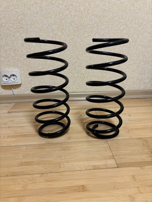 Пружина передньої підвіски Magnum ( 2шт. )