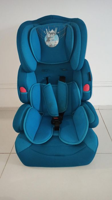 Дитяче автокрісло