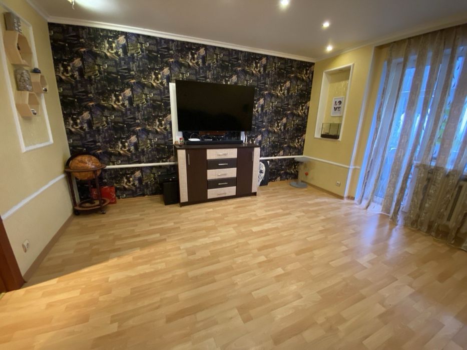 Сдам 3-х кімнатну квартиру