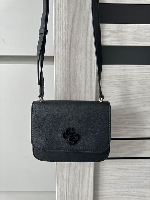 Сумка чорна Guess