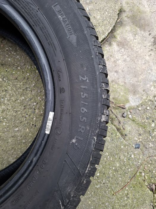 Opony zimowe Dunlop 215/65R16