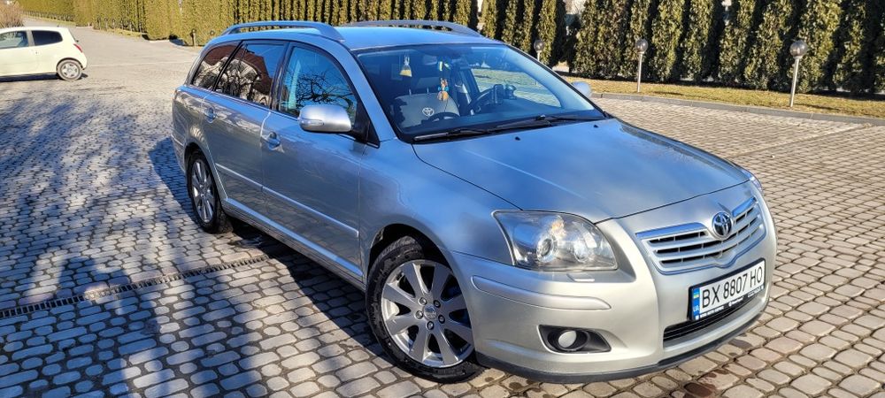 Продам Toyota Avensis t25 2.2 d4d