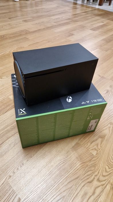 Konsola xbox series x 1 TB SSD