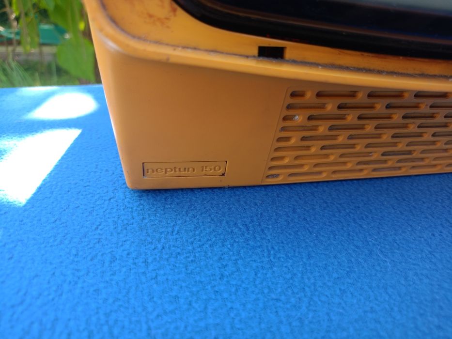 Kolumny, radio, magnetofon szpulowy, TV,  video