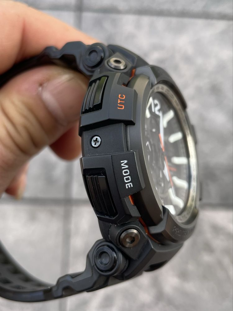 Casio GPW-2000-1A