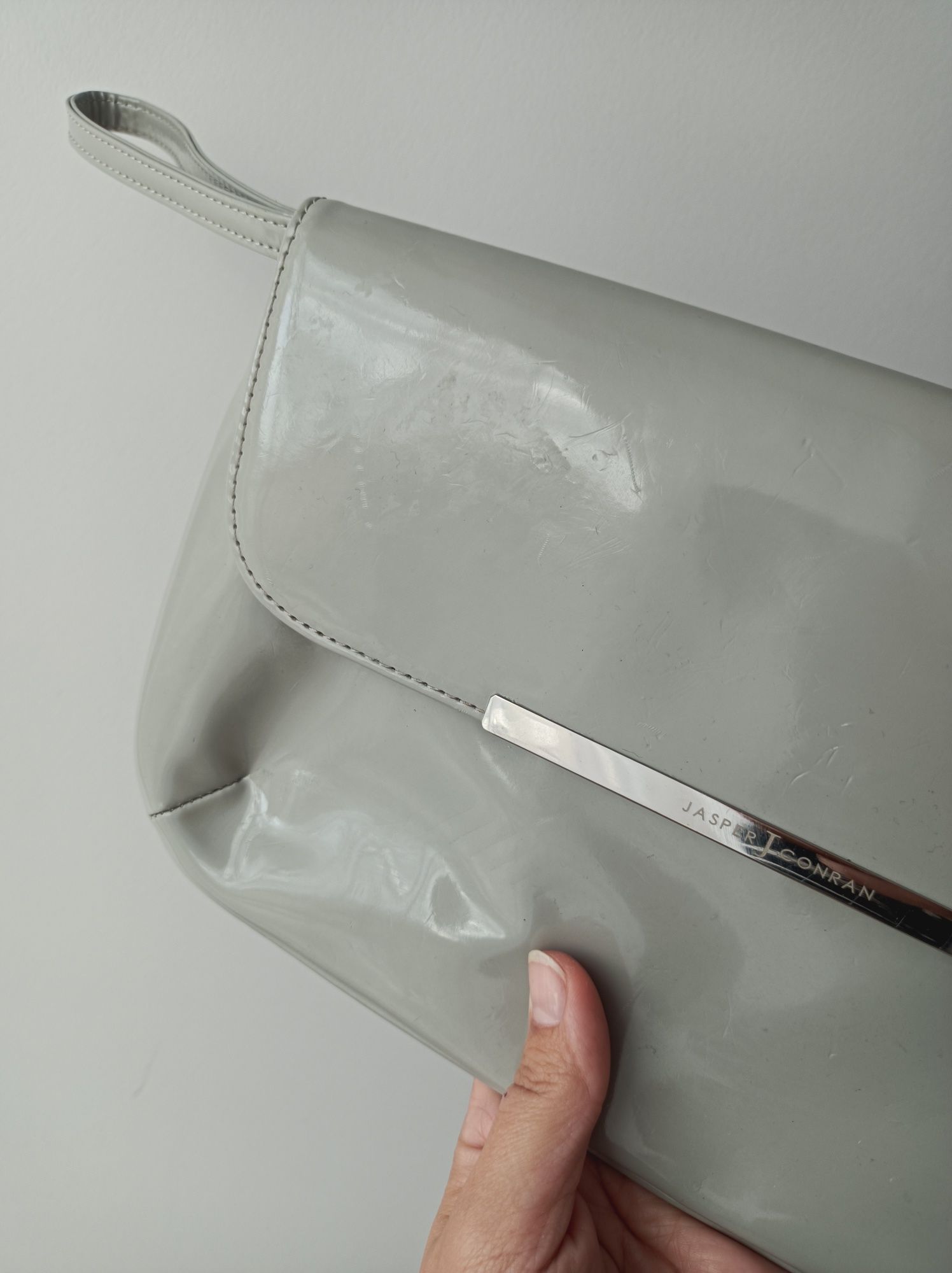 Elegancka kopertówka marki Jasper Conran – dokładniej z linii J by Jas