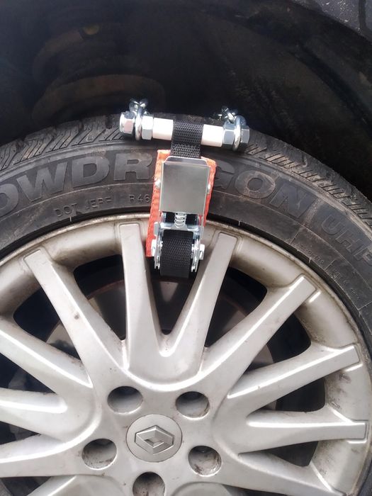 Opaski systemowe, Łańcuchy uniwersalne na koła