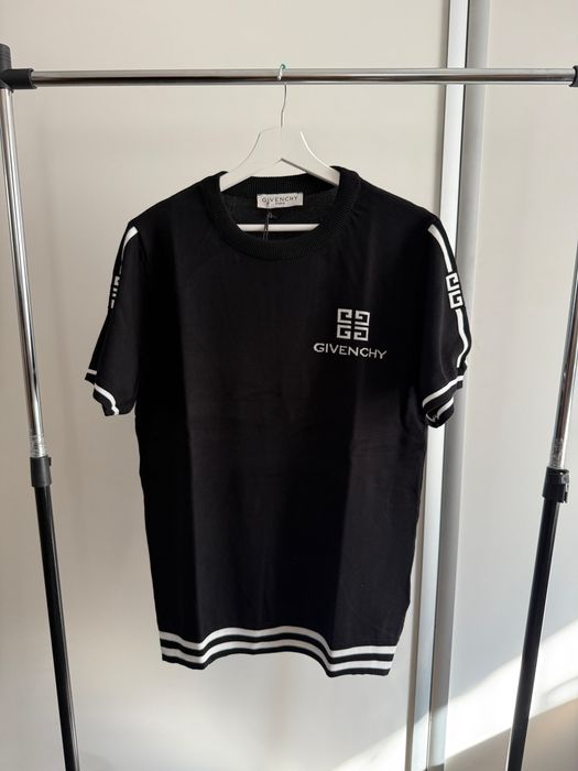 Givenchy koszulka sweterkowa
