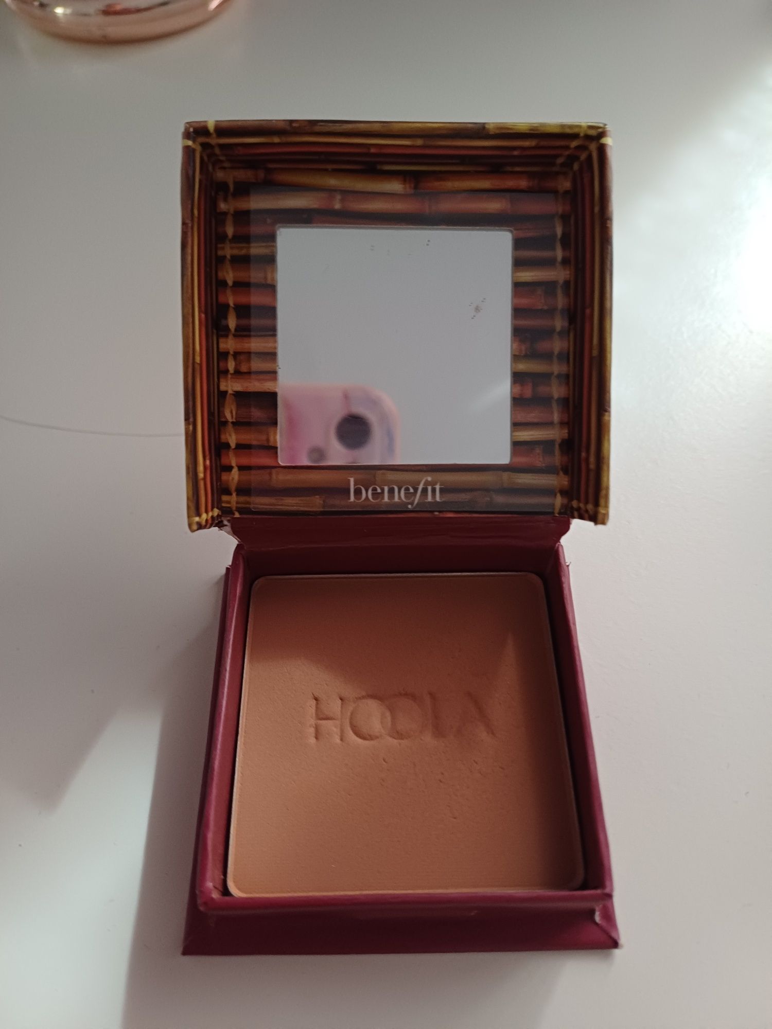 BENEFIT COSMETICS Hoola - Puder brązujący, Holandii, 8g