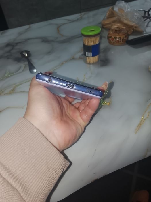 Продам телефон Samsung Galaxy A52