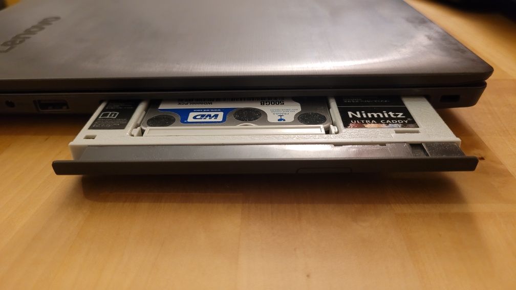 PC Portátil Lenovo V330 i3 c/ SDD 128Gb + HDD 500Gb