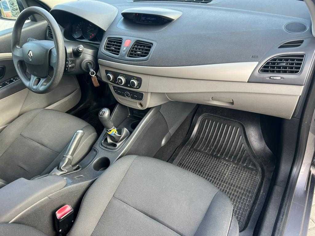 Renault Fluence 2011 1.6 Відмінний стан