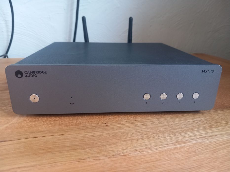 Streamer sieciowy z DAC Cambridge Audio MXN10 na gwarancji