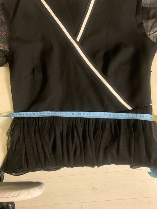 Нарядне чорне плаття