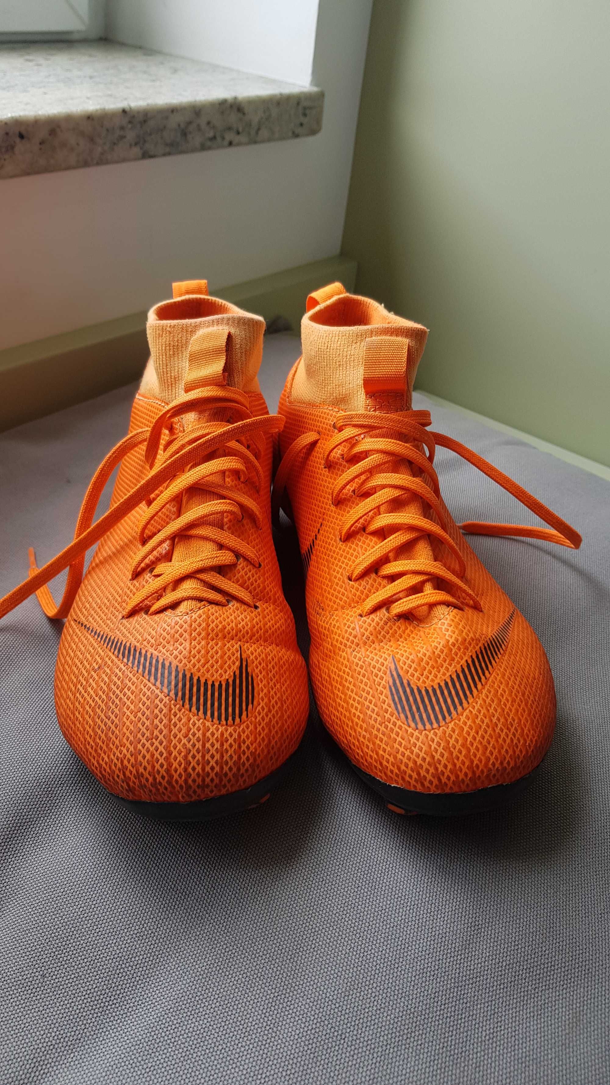Nike mercurial buty korki rozm 34