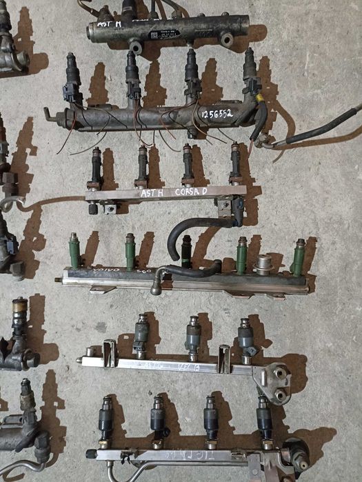 Паливна рампа (рейка) форсунок Opel (Опель) 1,3 - 2,2 CDTI/DTI