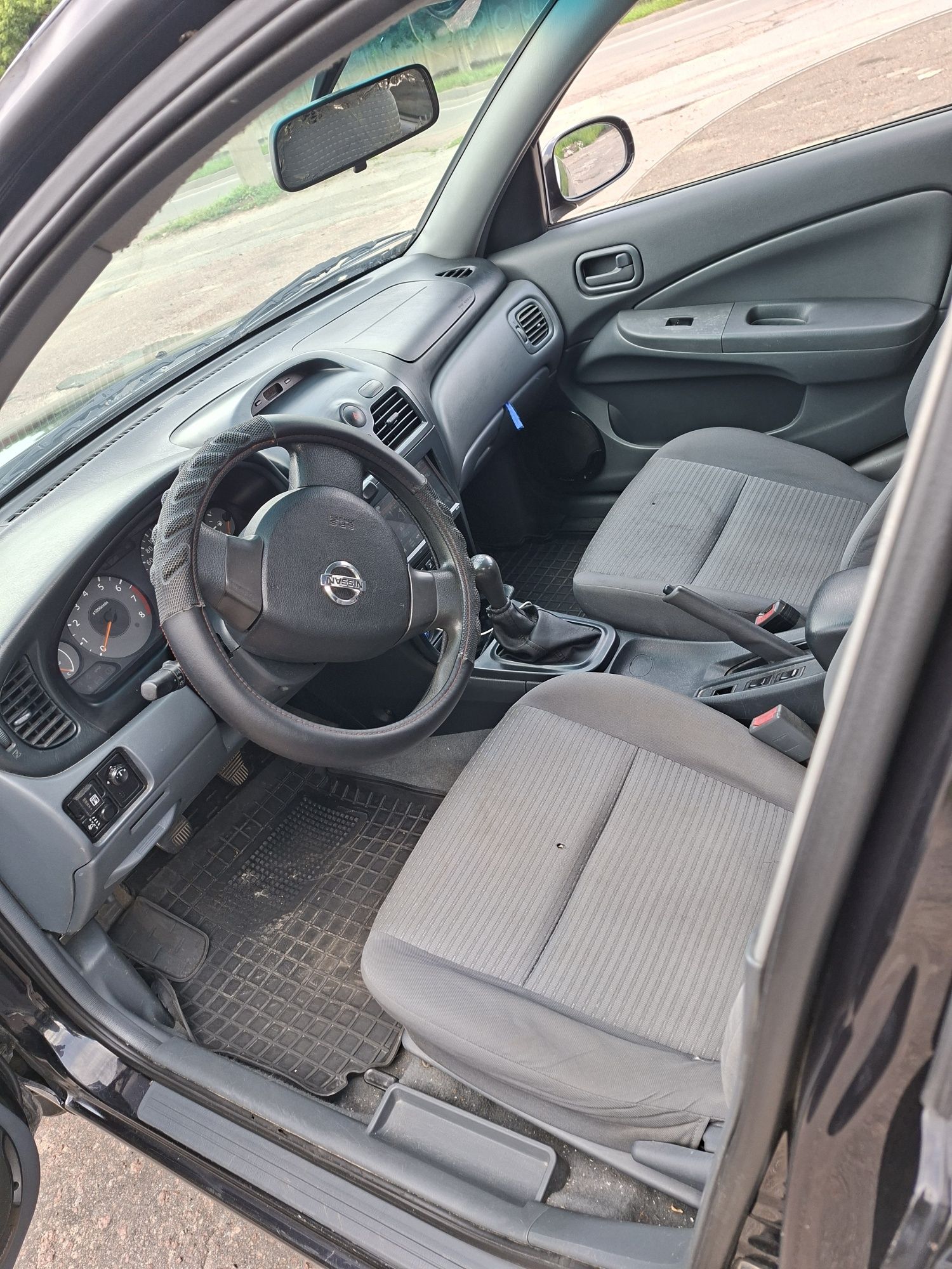 Продам NISSAN Clasik