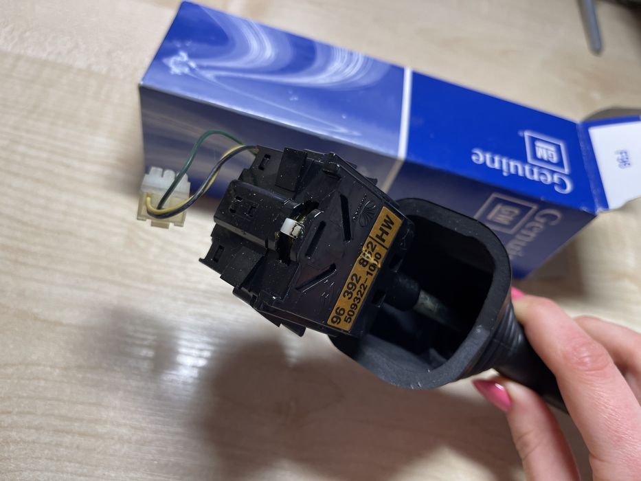 Переключатель поворотников, света, птф для CHEVROLET LACETTI