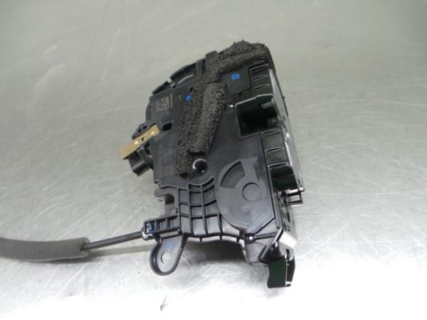 Fechadura / fecho porta frente direito NISSAN Micra V (K14)