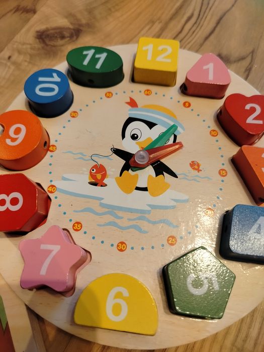 Zestaw drewnianych układanek