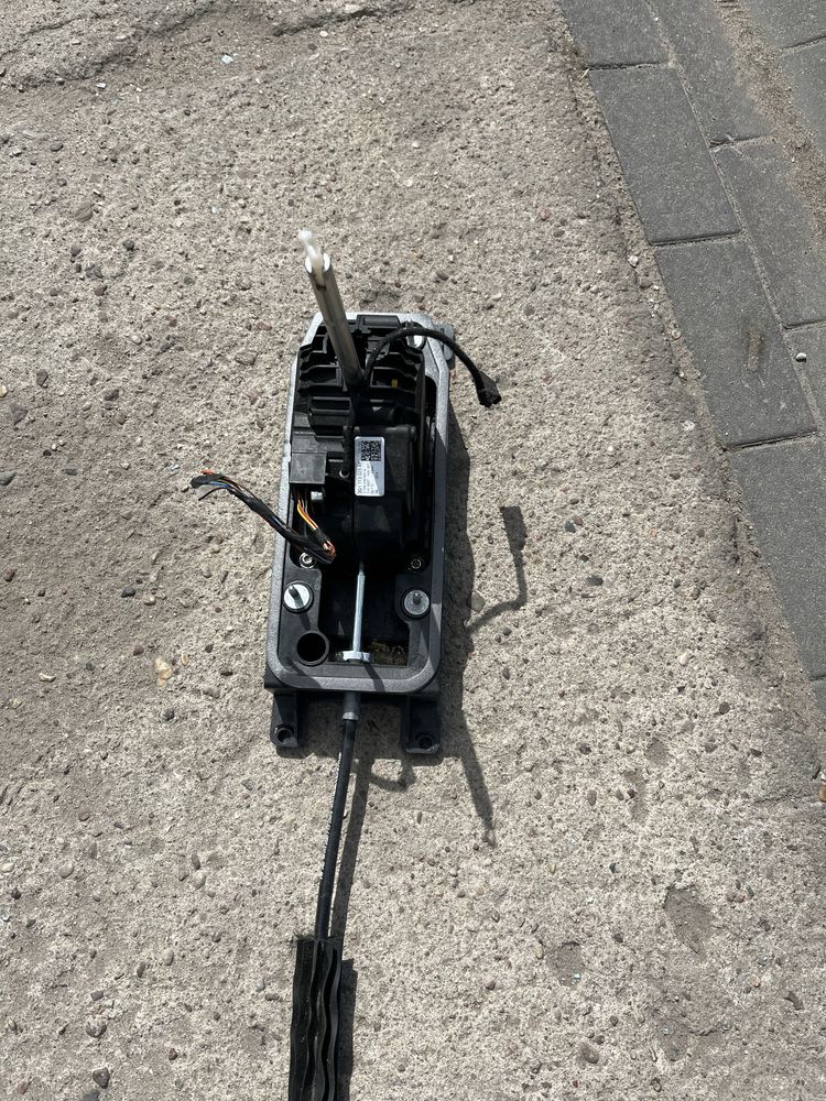 Lewarek wybierak zmiany biegów automat Vw Taigo Polo VI 2G