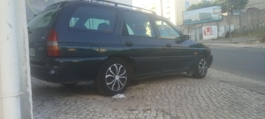 Ford Escort muito bom de motor e 1.6