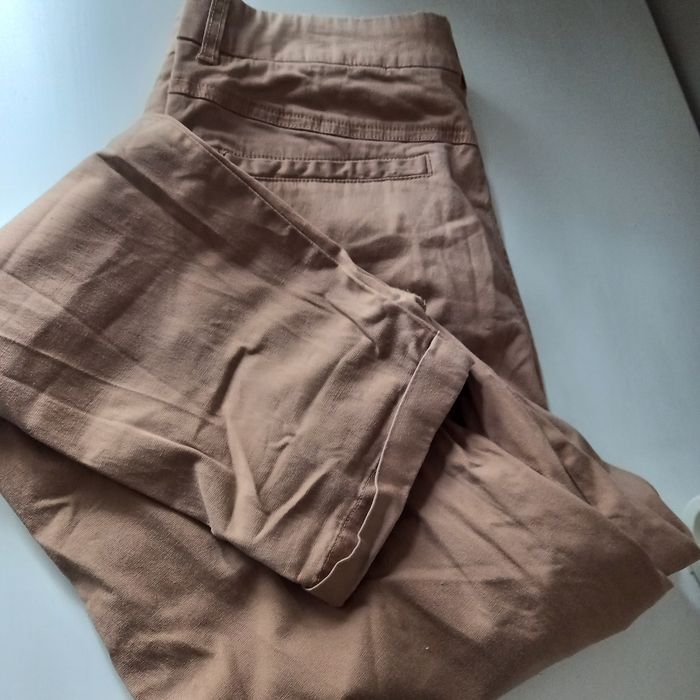 Komplet garnitur damski sportowy beżowy House 38 kurtka marynarka spod